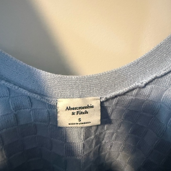 Abercrombie & Fitch Light Blue Textured Tank Top - Picture 3 of 6